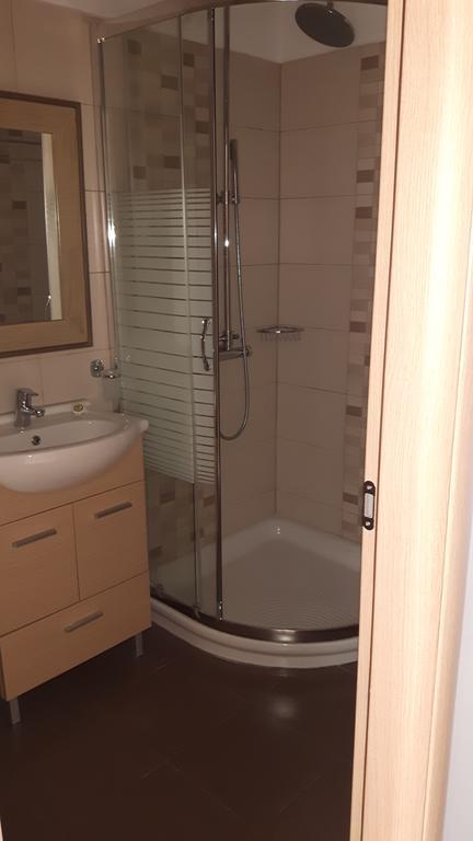 Minoa Hotel ナウサ エクステリア 写真