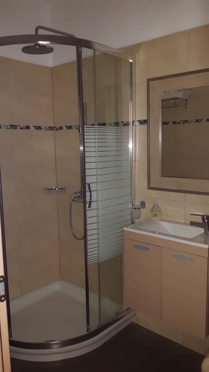 Minoa Hotel ナウサ エクステリア 写真